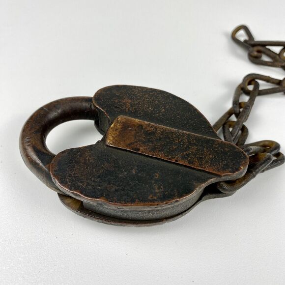 Antique Baltimore & Ohio Railroad Padlock Metal FS Hardware Heart Shaped No Key - Picture 12 of 12